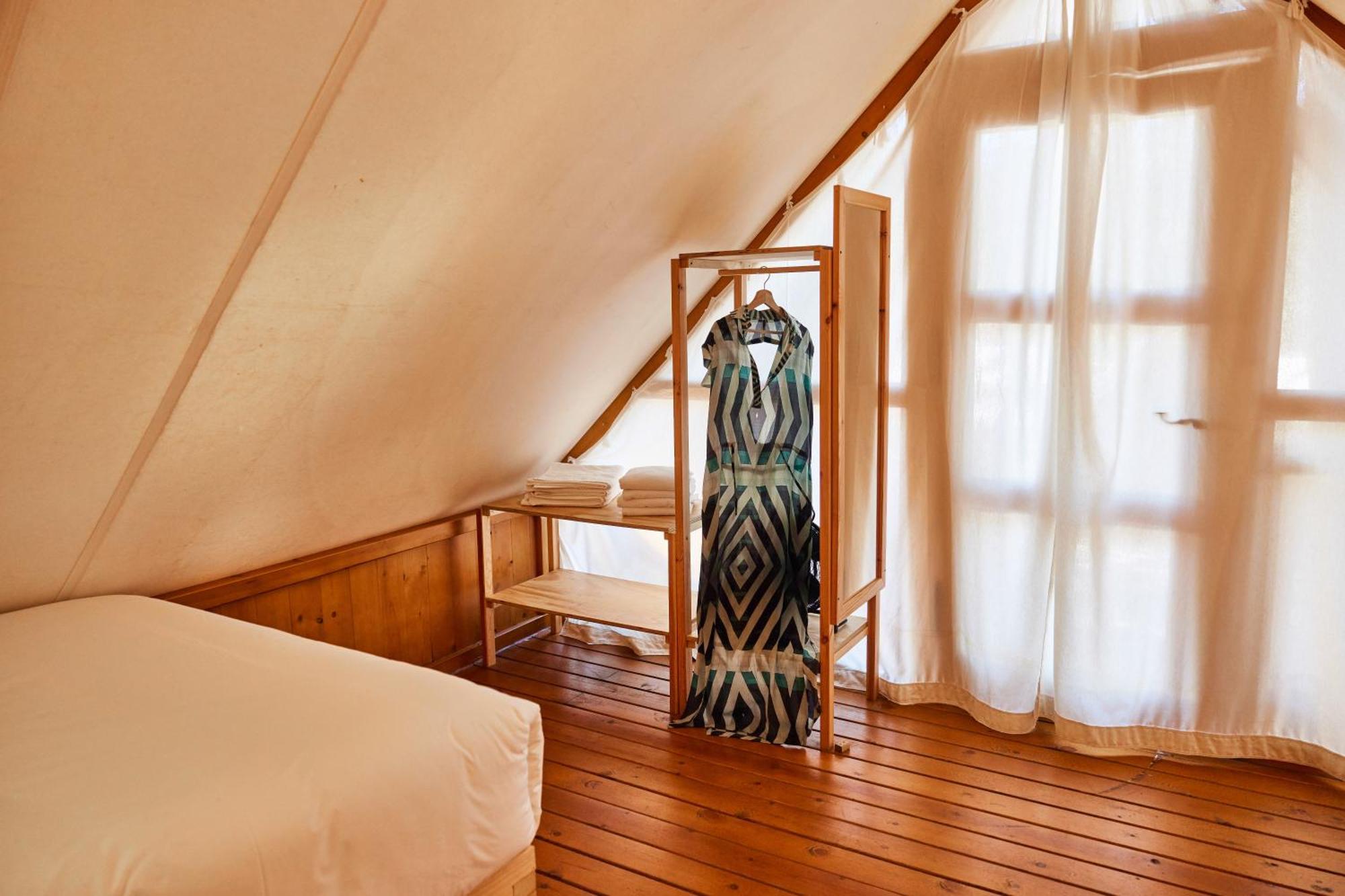 Taiga Tarifa Punta Paloma Hotel Стая снимка